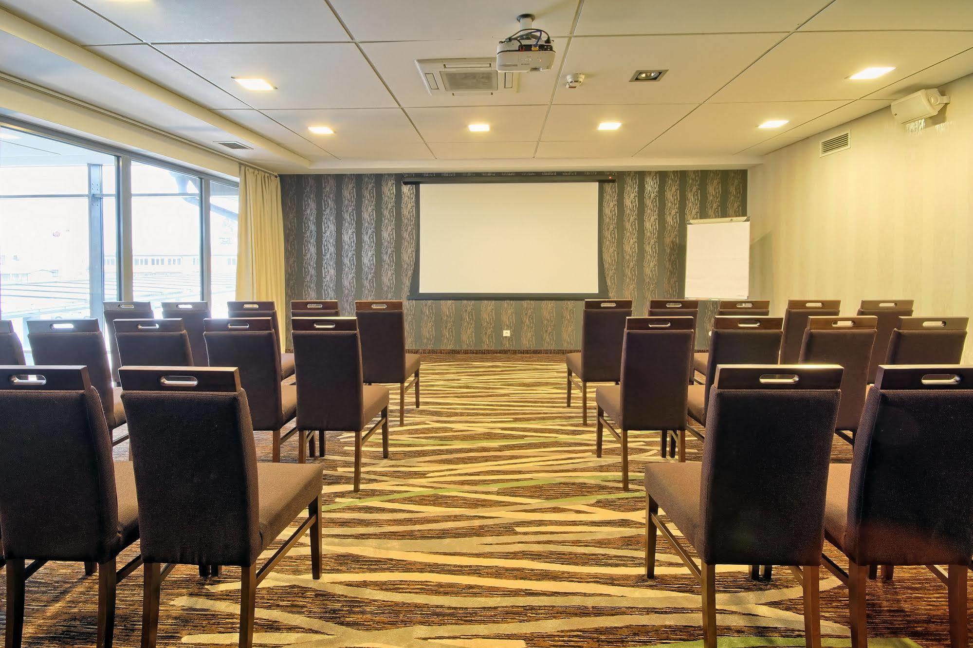 Hotel Arkas Proszkow Ngoại thất bức ảnh